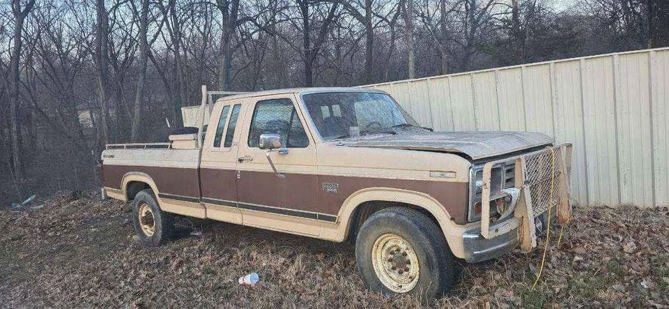 1989 Ford F-250 XLT Lariat